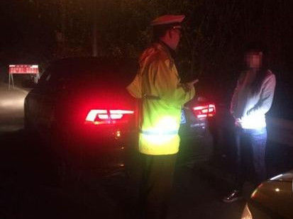 澳门变电站故障致大面积停电 5人被困电梯获救