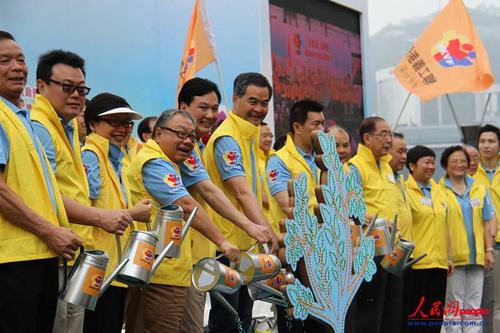 香港义工联盟成立五周年 倡市民捐一天收入“当义工”