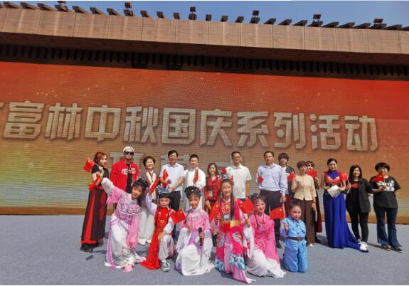 《如尹随行——一代风流尹桂芳百年诞辰纪念》 限量珍藏版黑胶唱片上海首发