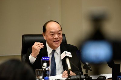 贺一诚祝贺李家超当选香港特区第六任行政长官人选