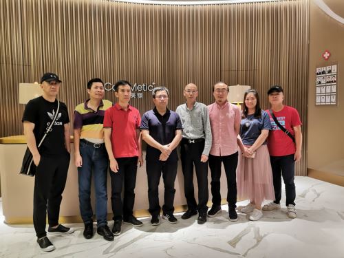 传播美丽 打造时尚品牌——国际传媒总编及金融团队到访厦门原肌美塑医美中心