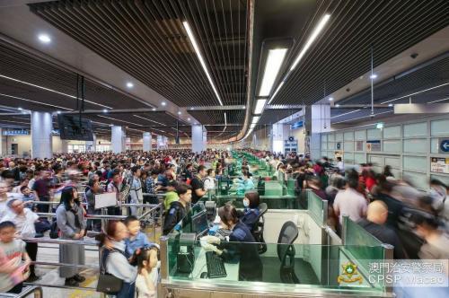 国庆假期访澳门旅客逾98万人次 较2018年增长11.5%
