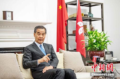 辱国旗案被轻判 梁振英再促香港律政司上诉