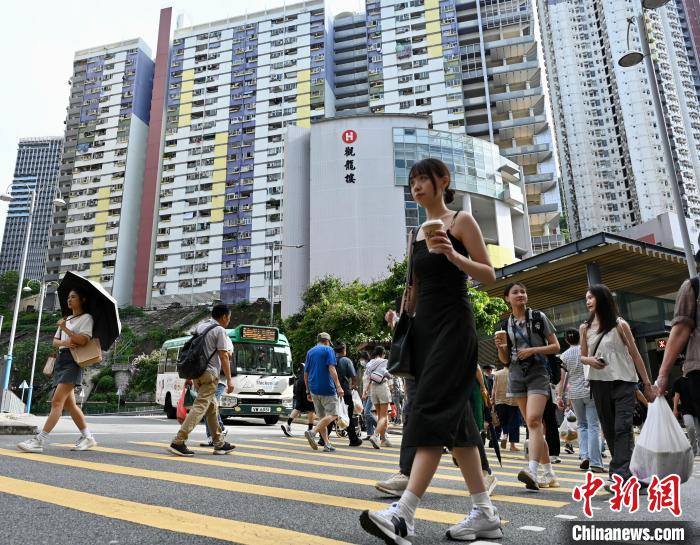 香港修订法例打击滥用公屋行为 确保资源善用